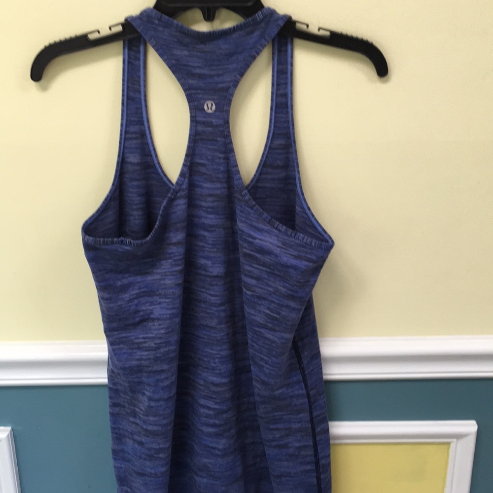 🏃🏼♀️Lululemon Blue Tank Top - Picture 6 of 8